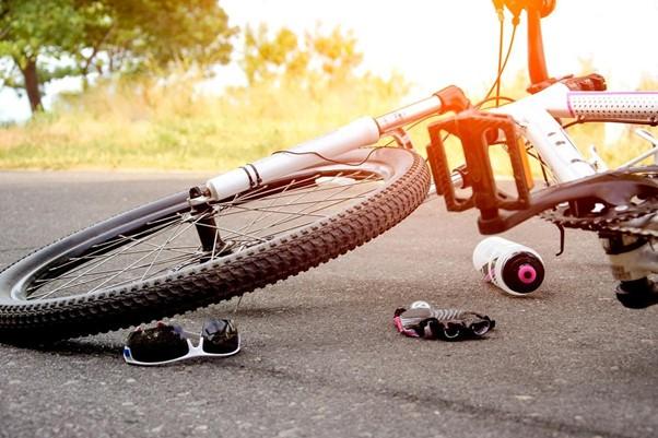 自転車同士の事故 相手がケガ