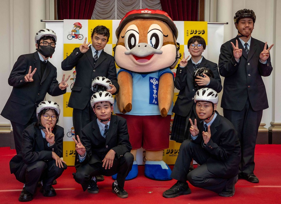 高校生ともずやんの集合写真