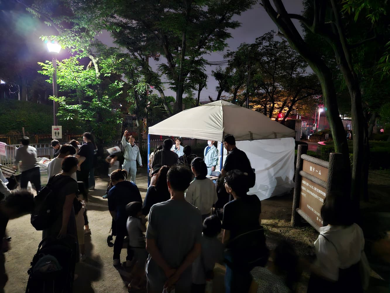 「ほたるの夕べ」イベントの様子